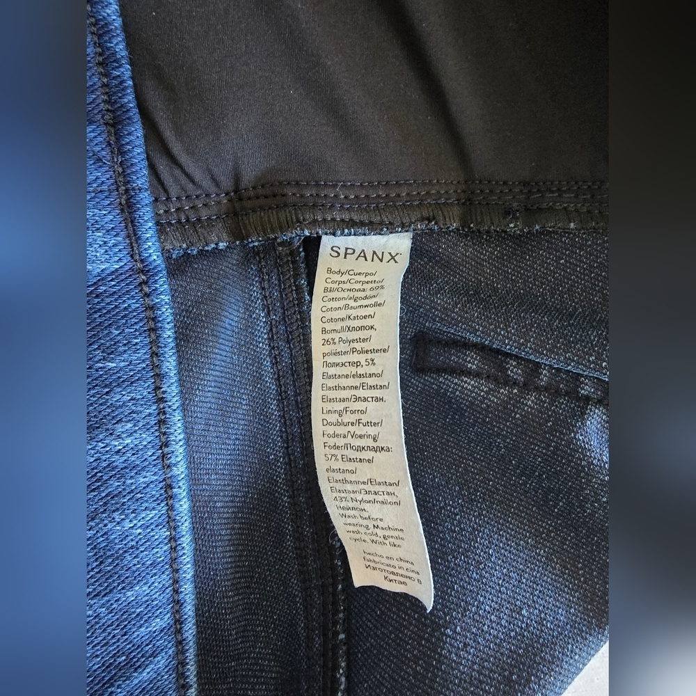 SPANX Blue Skinny Jeans with Subtle Fading - Picture 5 of 9